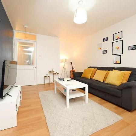 Ferienwohnung London Oasis Flat With High-Speed Broadband And Free Parking Exterior foto