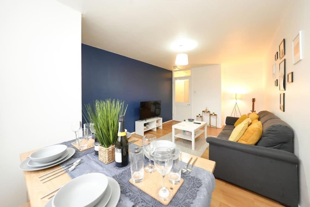Ferienwohnung London Oasis Flat With High-Speed Broadband And Free Parking Exterior foto